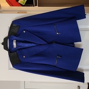 New with Tags Tahari Blue and Black Blazer Jacket